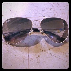 Ray Ban Aviator Sunglasses